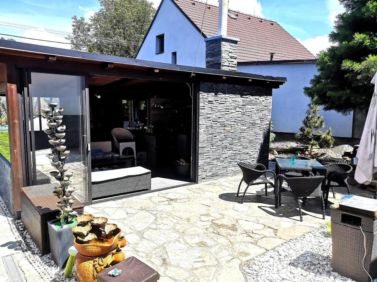Aspen Villa Kamenny Ujezd  ภายนอก รูปภาพ
