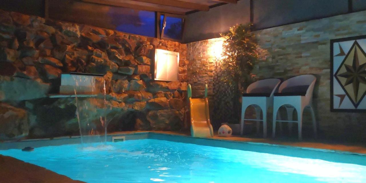Aspen Villa Kamenny Ujezd  ภายนอก รูปภาพ